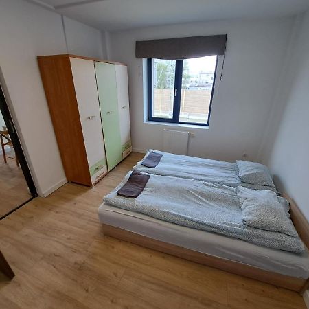 Noclegi Przy Browarnej Zyrardow Exterior photo